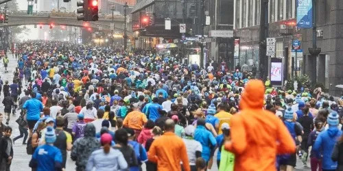 Marathon Runners - Wide Thumb